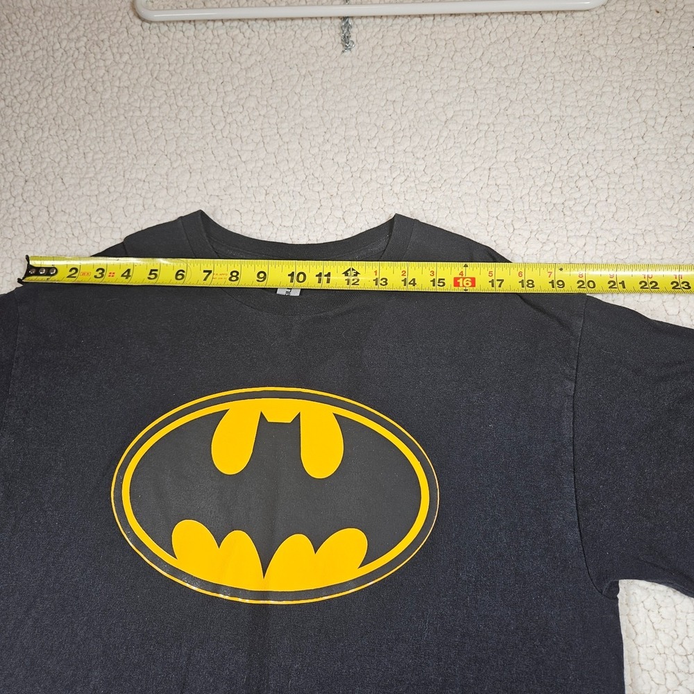 Batman Gildan Heavy Cotton Black Graphic T-Shirt Mens Large Yellow Bat Logo L - Picture 8 of 11
